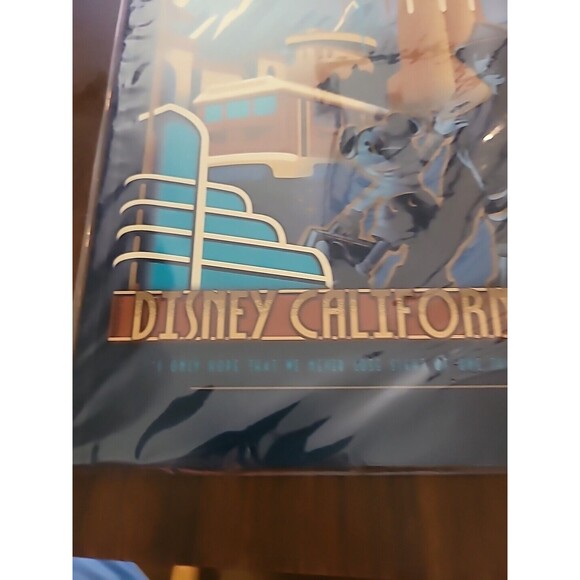 BRAND NEW!! DISNEYLAND LANE JUNE 7 2012 VOL 44 ISSUE 11 BACK ISSUE CALIFORNIA - Picture 5 of 15